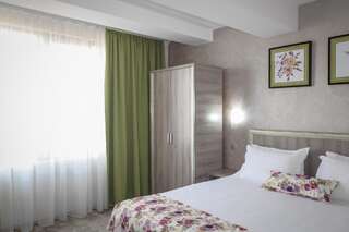 Отель Prestige Boutique Hotel Craiova Крайова Двухместный номер Делюкс с 1 кроватью или 2 отдельными кроватями-7